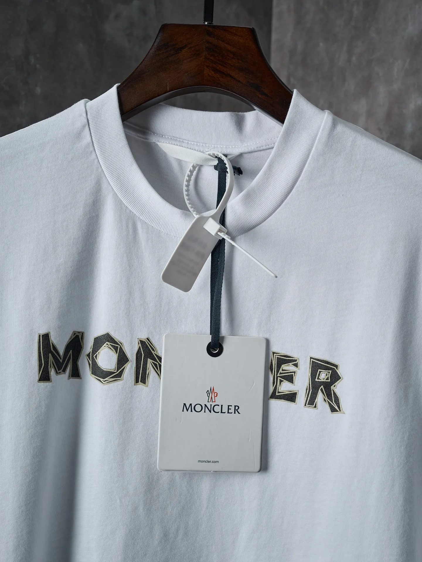 MONCLER/ 【In Stock】S M L XL Authentic 2824 ，180 ，1*1 260 ， ， ， 1：1 ， 1：1